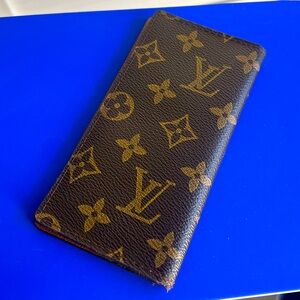 LV Cardholder/Wallet ( Traditional Print Copy)